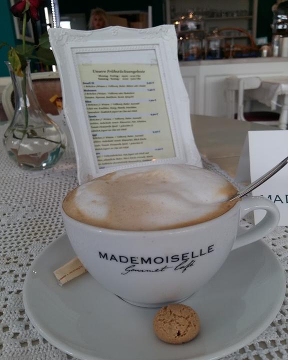 Cafe Mademoiselle