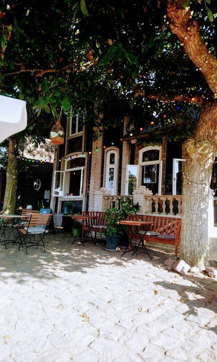 Cafe die villa