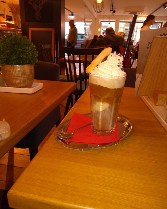 Cafe Dreher